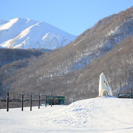Hakuba Tsugaike Sunrise Tanne Hotel Otari Exterior photo