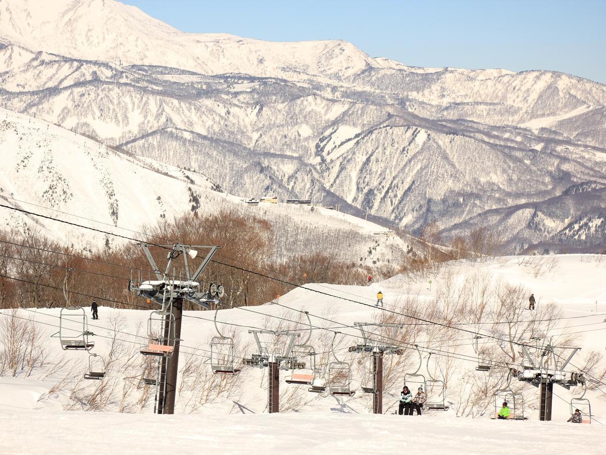 Hakuba Tsugaike Sunrise Tanne Hotel Otari Exterior photo