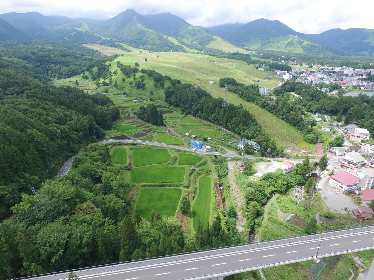 Hakuba Tsugaike Sunrise Tanne Hotel Otari Exterior photo